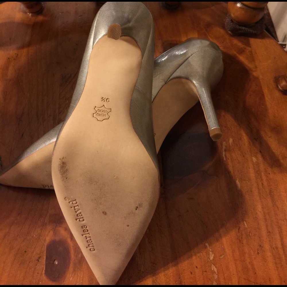 Silver heels - Picture 2 of 4